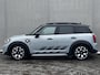 MINI Countryman 1.5 Cooper S E ALL4 MINI Yours Automaat / Dealer onderhouden / Leder / Schuifdak / Elektrische stoelen & klep / Harman Kardon / Adaptieve CC / HUD / Achteruitrijcamera / Parkeer assistent / Apple Carplay Android / 19" LM wielen /