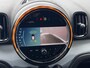 MINI Countryman 1.5 Cooper S E ALL4 MINI Yours Automaat / Dealer onderhouden / Leder / Schuifdak / Elektrische stoelen & klep / Harman Kardon / Adaptieve CC / HUD / Achteruitrijcamera / Parkeer assistent / Apple Carplay Android / 19" LM wielen /