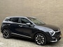 Kia Sportage 1.6 T-GDi 265pk Plug-in Hybrid AWD DynamicLine | 48.000km! | Adaptieve cruise | Navigatie | Camera | Apple CarPlay | Lane assist | Stoel&stuurverwarming | 19 inch velgen | Dealeronderhouden