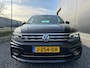 Volkswagen Tiguan 2.0 TSI 4Motion R-Line Panodak | Leder | Stoelen met memory | Camera