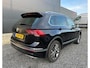 Volkswagen Tiguan 2.0 TSI 4Motion R-Line Panodak | Leder | Stoelen met memory | Camera