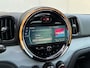 MINI Countryman 1.5 Cooper S E ALL4 MINI Yours PHEV / Leder / Schuif-/kantel dak / Elektrische stoelen/-Achterklep  / Harman Kardon / Adaptieve Cruise Control / Head Up Display / Achteruitrijcamera / Parkeer assistent / Apple Carplay/Android Auto / 19" LM wielen /