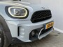 MINI Countryman 1.5 Cooper S E ALL4 MINI Yours PHEV / Lederen Bekleding / Schuif-en Kantel Dak / Elektrische Stoelen / Harman Kardon Premium Audio / Elektrische Achterklep / Adaptieve Cruise Control / Head Up Display / Achteruitrijcamera / Apple Carplay & Android Auto / 19" LM Velgen /