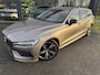 Volvo V60 2.0 B3 Momentum Advantage