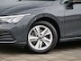 Volkswagen Golf 1.0 eTSI Life Business 111 Pk Automaat Navigatie / Apple Carplay / DAB / Camera
