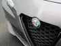 Alfa Romeo Giulia 2.0T B-Tech | Bi-Xenon Koplampen | Schuif/Kanteldak | Stoelverwarming | Stuurverwarming | Lederen Bekleding | Achteruitrijcamera | Trekhaak |