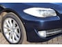 BMW 5-Serie Touring 528xi High Executive Camera, Stoelverwarming, Achterbank verwarmbaar, Navigatie, Cruise control, Lederen interieur, Trekhaak