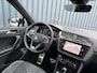 Volkswagen Tiguan 1.4 TSI eHybrid R-Line Business+ | Head Up | Trekhaak wegkl. | 20'' | IQ Light | Side Assist | Camera | Prijs Rijklaar!!