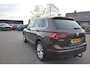 Volkswagen Tiguan 1.4 TSI Connected Series , TREKHAAK , CLIMATR , LED KOPL , CR CONTR ,