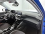 Peugeot e-2008 SUV EV Active Pack 50 kWh 136pk | Navigatie | Achteruitrijcamera | Climate Control | Cruise Control | Parkeersensoren | Led koplampen | Elektrisch inklapbare spiegels | Bluetooth | Apple CarPlay / Android Auto | DAB+ radio | Keyless start | Automatisch dimlicht | Regensensor | Multifunctioneel stuurwiel | 16” lichtmetalen velgen |