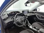Peugeot e-2008 SUV EV Active Pack 50 kWh 136pk | Accu SOH 92,2% | Navigatie | Achteruitrijcamera | Climate Control | Cruise Control | Parkeersensoren | Led koplampen | Elektrisch inklapbare spiegels | Bluetooth | Apple CarPlay / Android Auto | DAB+ radio | Keyless start | Automatisch dimlicht | Regensensor | Multifunctioneel stuurwiel | 16” lichtmetalen velgen |
