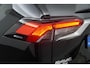 Toyota RAV4 2.5 Hybrid AWD Executive | Elektrische Stoelen | Parkeer Camera | Elektrische Achterklep | Stoel+Stuurverwarming | Stoelverkoeling | Elektrisch Panoramadak | JBL | Leder |
