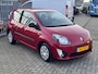 Renault Twingo 1.2 Dynamique Sport! NL AUTO NAP! Airco l 2e eigenaar! DEALER OH l TOPSTAAT l LUXE UITVOERING RECENT NIEUWE D-RIEM!