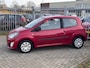 Renault Twingo 1.2 Dynamique Sport! NL AUTO NAP! Airco l 2e eigenaar! DEALER OH l TOPSTAAT l LUXE UITVOERING RECENT NIEUWE D-RIEM!