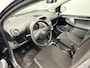 Toyota Aygo 1.0-12V Access * Origineel Nederlands * Airco 5 Deurs