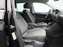 Volkswagen Tiguan 1.5 TSI Life Business | Apple Carplay / Android Auto | Achteruitrijcamera | Parkeersensoren | Trekhaak |