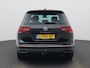 Volkswagen Tiguan 1.5 TSI Life Business | Apple Carplay / Android Auto | Achteruitrijcamera | Parkeersensoren | Trekhaak |