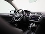 Volkswagen Tiguan 1.5 TSI Life Business | Apple Carplay / Android Auto | Achteruitrijcamera | Parkeersensoren | Trekhaak |