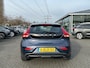 Volvo V40 2.0 D4 140kw | Base Business | Navi