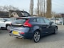 Volvo V40 2.0 D4 140kw | Base Business | Navi