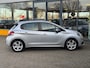 Peugeot 208 1.2 PureTech Blue Lion - Carplay - all season - trekhaak