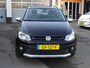 Volkswagen Polo 1.2 TSI Cross Automatische airco, parkeer sensoren voor en achter, led verlichting voor, trekhaak, licht metalen velgen 17 inch, cruise controle, cross polo, enz.