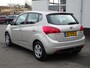 Kia Venga 1.4 CVVT Seven Automatische airco, navigatie, achteruitrijcamera, trekhaak, cruise controle, enz.