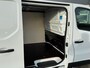 Renault Trafic 2.0 D 130pk 3.0 L1H1 - Navi - Camera - Betimmering - trekhaak - All Season banden