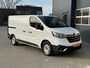 Renault Trafic 2.0 D 130pk 3.0 L1H1 - Navi - Camera - Betimmering - trekhaak - All Season banden