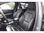 Volvo XC40 T4 Recharge R-Design | Stoelverwarming | Leder | Parkeercamera | H&K | Glossy Black