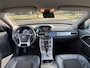 Volvo V70 2.5T 231pk Aut6 Momentum 5 Cilinder