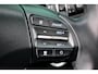 Hyundai Kona Electric EV Premium 64 kWh SOH100% Clima ACC CarPlay Leder Trekhaak LED Cam