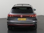 Volkswagen Touareg 3.0 TSi eHybrid 4MOTION R | NL Auto | Luchtvering | Trekhaak | Stoelverwarming voor/Achter | Stoelkoeling/massage | DYNAUDIO | HUD | Connectivity-Pack | Park Assist Pro | Panoramadak | Matrix LED | Adaptieve Cruise Control | IQ Drive | Memory-Pakket Premium |