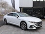 Volkswagen Arteon 1.4 TSI eHybrid R-Line 218PK | Panodak | Vol Leer | 360° | Head-up | Keyless | Memory | Klasse 3 | 19 "Inch |