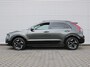 Kia Niro EV Edition Advanced 64.8 kWh | Stuur-/stoelverwarming | Elektr. stoelverstelling | Camera | Cruise adapt. | 17"LM | Clima | All season | 17% bijtelling |