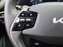 Kia Niro EV Edition Advanced 64.8 kWh | Stuur-/stoelverwarming | Elektr. stoelverstelling | Camera | Cruise adapt. | 17"LM | Clima | All season | 17% bijtelling |