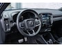 Volvo XC40 Recharge P8 AWD R-Design | Google | Adaptieve Cruise Control | Schuif-/Kanteldak | 360 Camera | Harman Kardon Audio | Zitverlenging | Elek. Achterklep | Dodehoekdetectie | Stoel-/Stuurverwarming | Park Assist | Apple Carplay | 19" LM