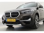 BMW X1 sDrive20i High Executive | S/K-dak | trekgewicht 1800KG | Afn. Trekhaak | Leder | Camera | Nav+Carplay | HUD | Cruise | Elek. Klep | 19''