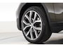 BMW X1 sDrive20i High Executive | S/K-dak | trekgewicht 1800KG | Afn. Trekhaak | Leder | Camera | Nav+Carplay | HUD | Cruise | Elek. Klep | 19''