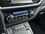 Toyota Auris 1.8 Hybrid Dynamic Limited Trekhaak | Lichtmetalen Velgen | Cruise Control | Climate Control |