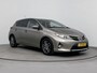Toyota Auris 1.8 Hybrid Dynamic Limited Trekhaak | DEALER Onderhouden! | Lichtmetalen Velgen | Cruise Control | Climate Control |
