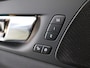 Volvo XC60 2.0 B4 R-Design | Navigatie | Elek. Stoelen met Geheugen | Parkeercamera | Harman/Kardon | Stoelverwarming | Keyless Entry/Go | Apple Carplay/Android Auto | Afneembare Trekhaak |