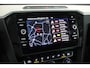 Volkswagen Passat Variant 1.4 TSI 150pk DSG Highline Panoramadak Stoelverwarming Navigatie Virtual Cockpit Stoelverwarming