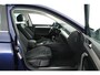 Volkswagen Passat Variant 1.4 TSI 150pk DSG Highline Panoramadak Stoelverwarming Navigatie Virtual Cockpit Stoelverwarming