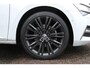 Skoda Superb Combi 1.4 TSI 218pk iV Laurin & Klement DSG / Panorama dak / Leder / LED Matrix / Navigatie Pro / LM 19 inch / Wegkl trekhaak