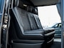 Volkswagen Transporter 2.0 204PK TDI L2H1 DC Highline | 1e Eigenaar | Trekhaak | Leder | 2 Schuifdeuren | Origineel NL | Comfort Stoelen | LED Koplampen Stoelverwarming | Climate Control | Adaptieve Cruise Control | Nieuw Beklede Laadruimte | Lichtmetalen Velgen |