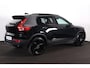Volvo XC40 B3 Plus Black Edition - Panorama/schuifdak - IntelliSafe Assist & Surround - 360º Camera - Harman/Kardon audio - Verwarmde voorstoelen & stuur - Parkeersensoren voor & achter - Elektr. bedienb. voorstoelen met geheugen links - Draadloze tel. lader - Extra getint glas - 20' LMV