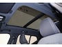 Volvo XC40 B3 Plus Black Edition - Panorama/schuifdak - IntelliSafe Assist & Surround - 360º Camera - Harman/Kardon audio - Verwarmde voorstoelen & stuur - Parkeersensoren voor & achter - Elektr. bedienb. voorstoelen met geheugen links - Draadloze tel. lader - Extra getint glas - 20' LMV