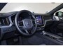 Volvo XC60 T8 Recharge AWD Ultra Black Edition - Luchtvering - Panorama/schuifdak - 360º Camera - Bowers & Wilkins audio - Adaptieve LED koplampen - Verwarmde voorstoelen, stuur & achterbank - Parkeersensoren voor & achter - Elektr. bedienb. voorstoelen met geheugen - Draadloze tel. lader - Extra getint glas - Elektr. inklapbare trekhaak - 21' LMV