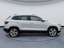 Skoda Karoq 1.5 TSI ACT Ambition Pano Adaptive cruise Clima Stoelverwarming Sfeerverlichting Carplay Dealer onderhouden